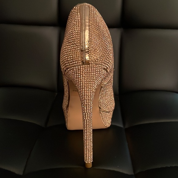 Rose Gold Sparkle Pump - Picture 3 of 4